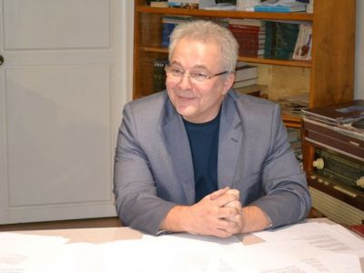 Книга презентована