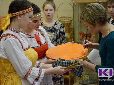 в колледже культуры открылся Выставочный зал 