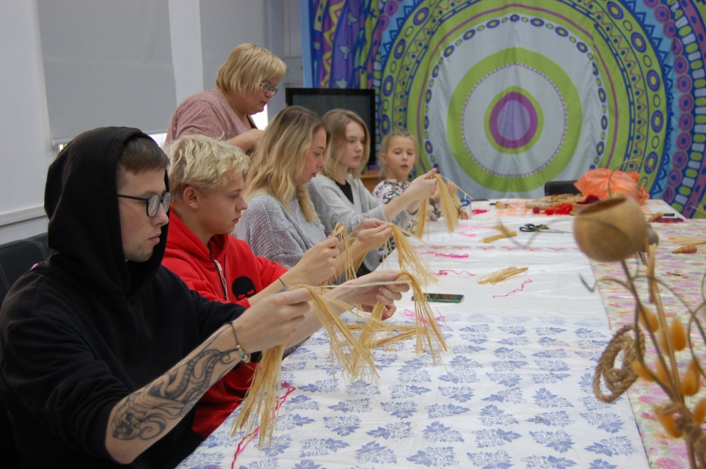 bCXyiQsgCS0.jpg bCXyiQsgCS0.jpg