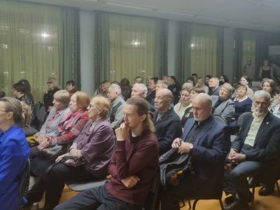  В ДВУХ ИЗМЕРЕНИЯХ 