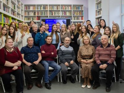 Неделя молодёжной книги «Читаем всей семьёй»